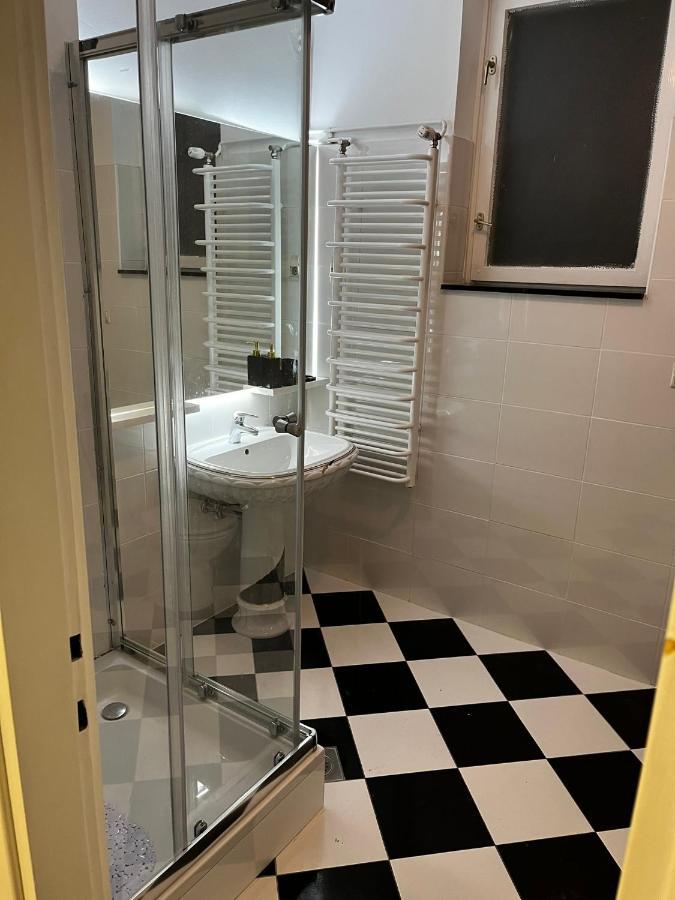 Apartman Gold Maris Apartment Karlovac Exterior photo